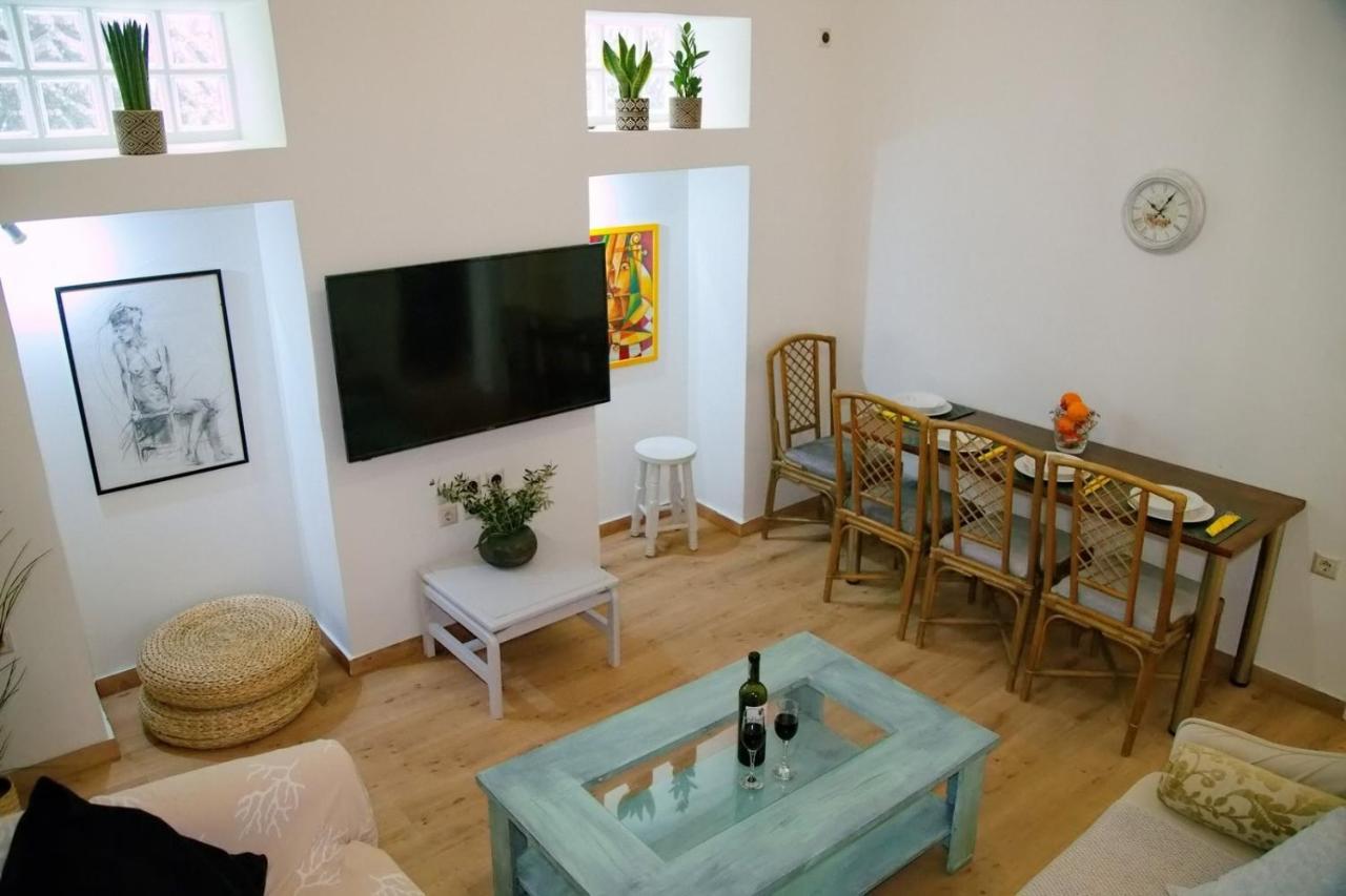 Aroura Homes Garden House 2Br 2Ba Free Parking Athen Eksteriør bilde