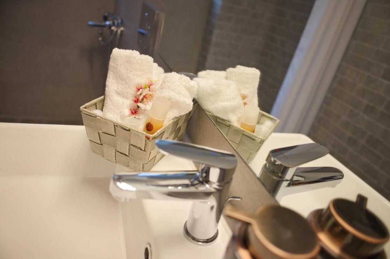 Aroura Homes Garden House 2Br 2Ba Free Parking Athen Eksteriør bilde