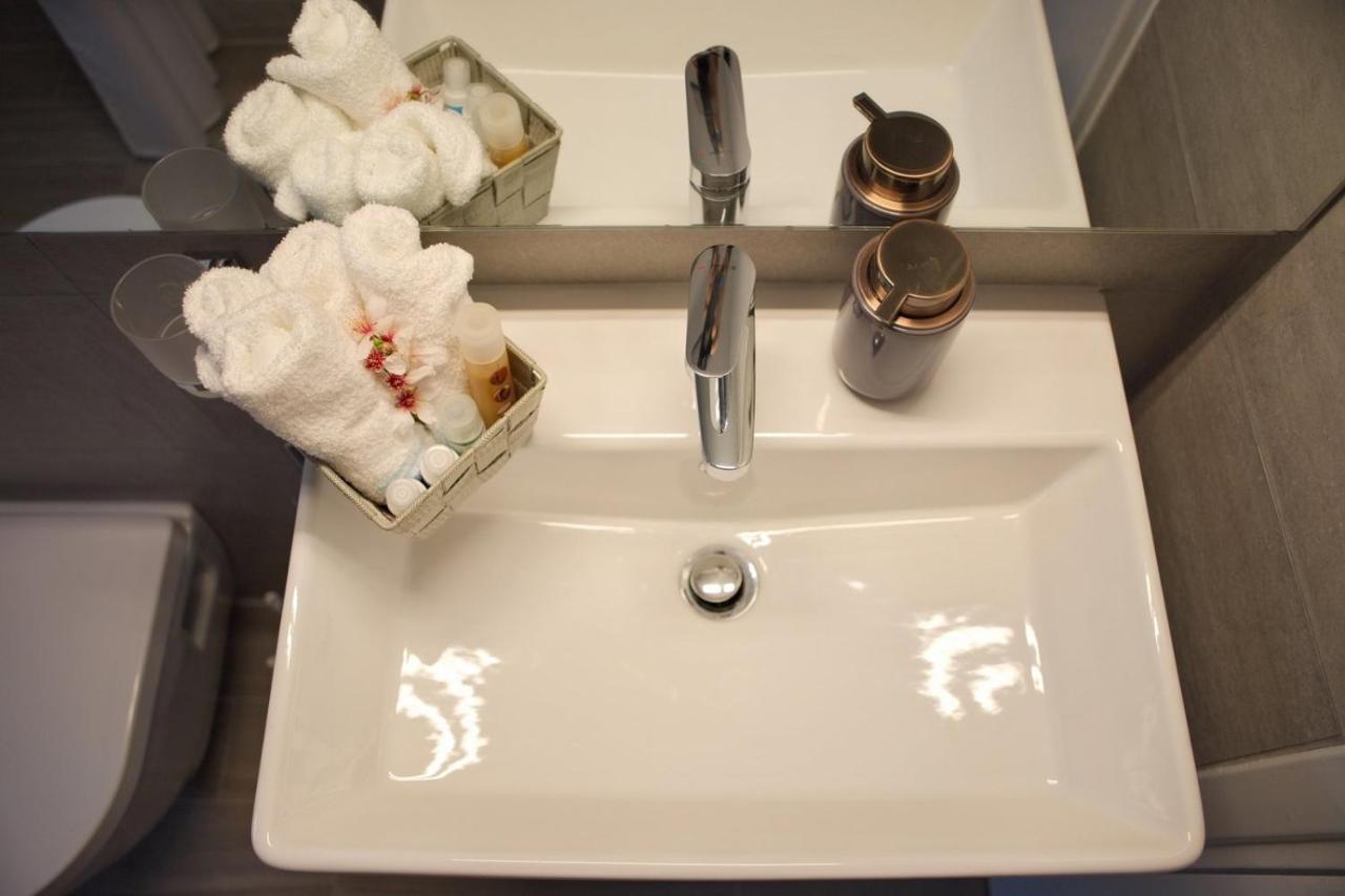 Aroura Homes Garden House 2Br 2Ba Free Parking Athen Eksteriør bilde